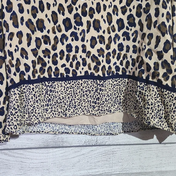 Vineyard Vines Leopard Print Women's Top, Size S - Picture 3 of 11